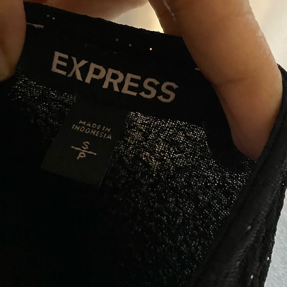 Express Top - Picture 4 of 4